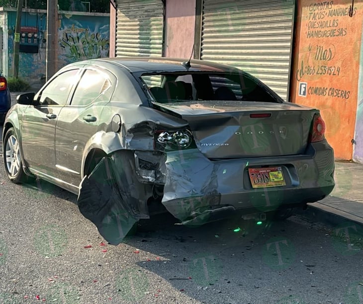 Auto fantasma desgracia vehículo estacionado en Monclova 