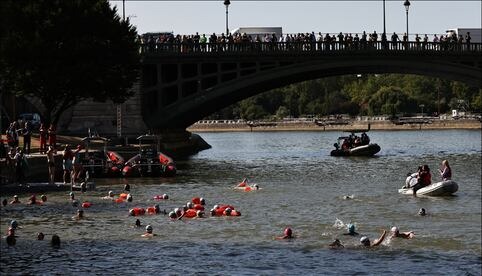 Cancelan los entrenamiento en el río Sena por la mala calidad del agua