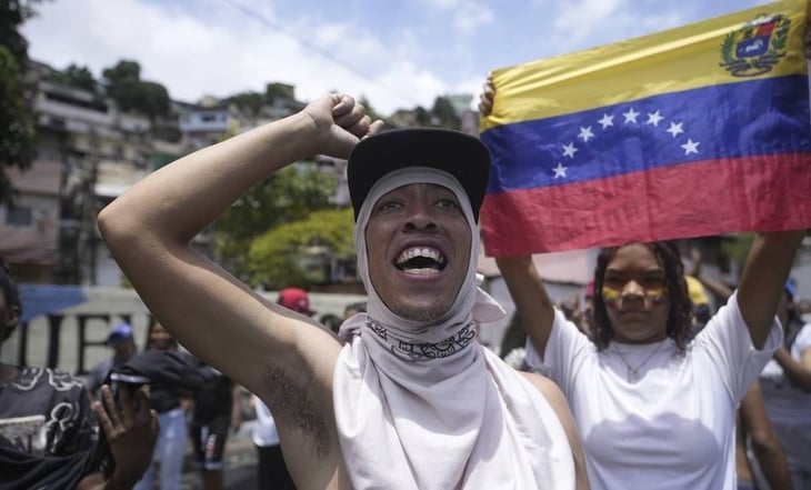 Maduro denuncia 'intento de golpe de Estado' ante cuestionamientos a su reelección