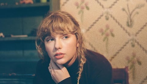 Taylor Swift expresa su conmoción por la muerte de dos niños en Inglaterra