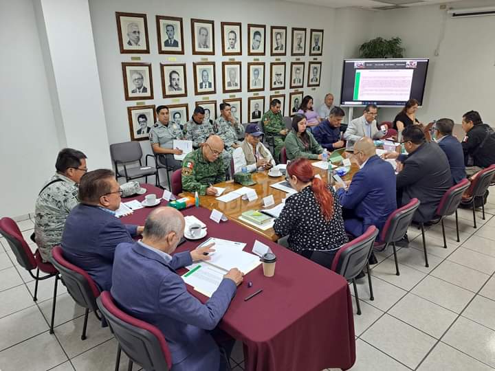 Mesa de Coordinación apoyará operativos contra autos sin placas por tema de seguridad