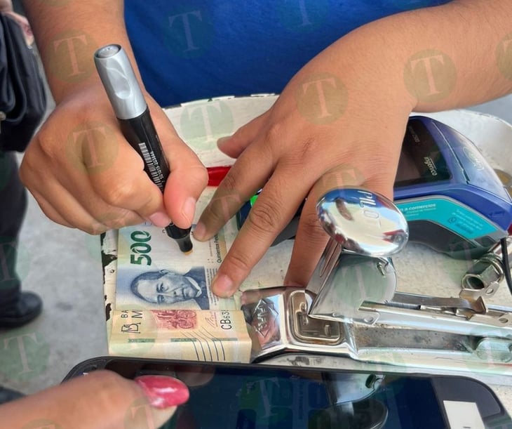 Billetes falsos circulan en gasolineras de Monclova 