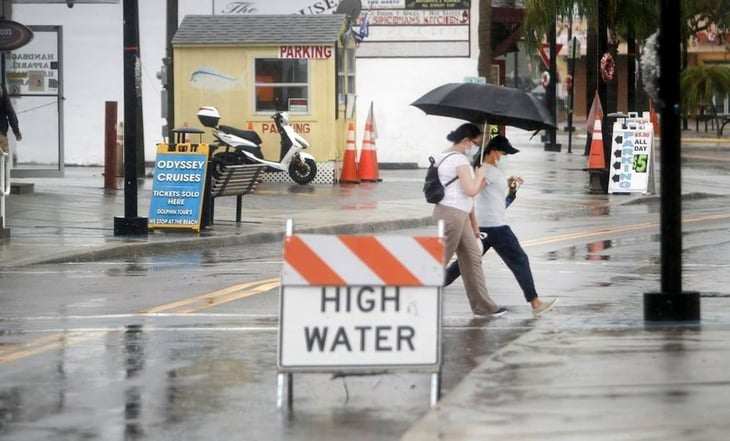 Alertan en Florida por posible formación de huracán y tormenta tropical