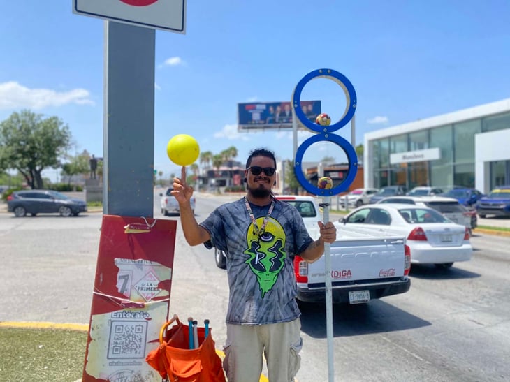 Artista urbano es bien cobijado por Monclova para salir adelante