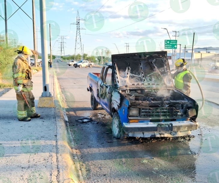 Arde troca en Las Torres; la dejan abandonada