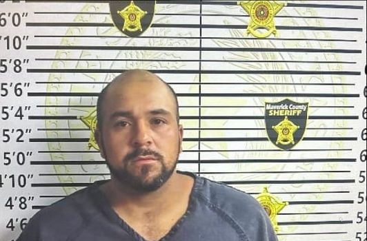 Conductor de camioneta robada en San Antonio es detenido en EP