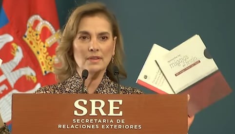 Al final del sexenio se logró vencer la burocracia: Gutiérrez Müller