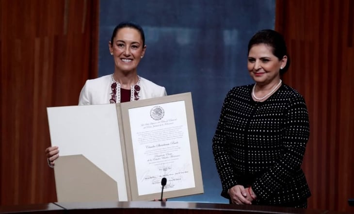 Claudia Sheinbaum recibe constancia de primera presidenta electa de México