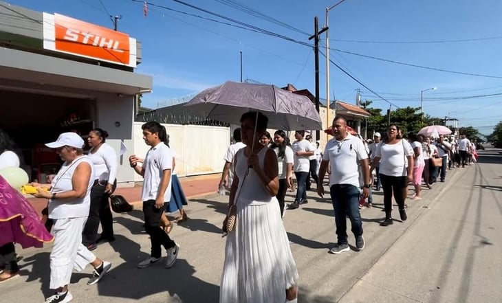 Sacerdote de Suchiate, Chiapas critica a AMLO en marcha por la paz