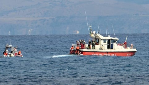 Naufragio en Sicilia: 'Fue traumático', dice capitán que rescató a 15 personas