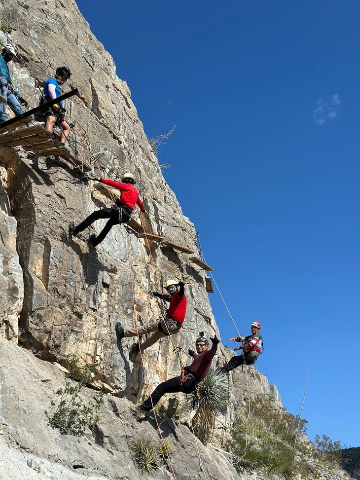 Curso de técnicas de progresión en montaña culmina exitosamente