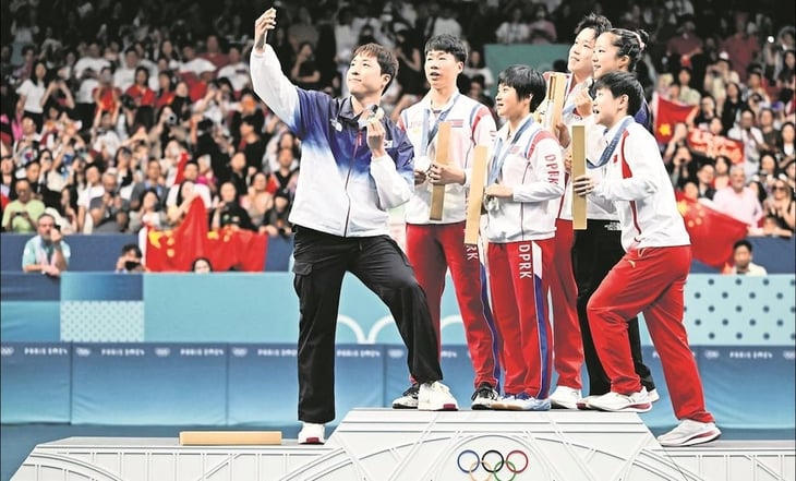 Castigarían a atletas por tomarse una selfie con deportistas de Corea del Sur