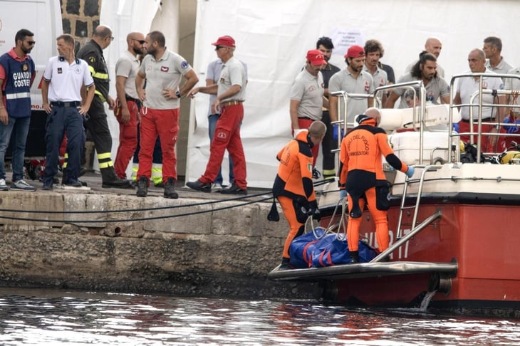 Se amplía investigación por naufragio del yate donde murió Mike Lynch en Sicilia