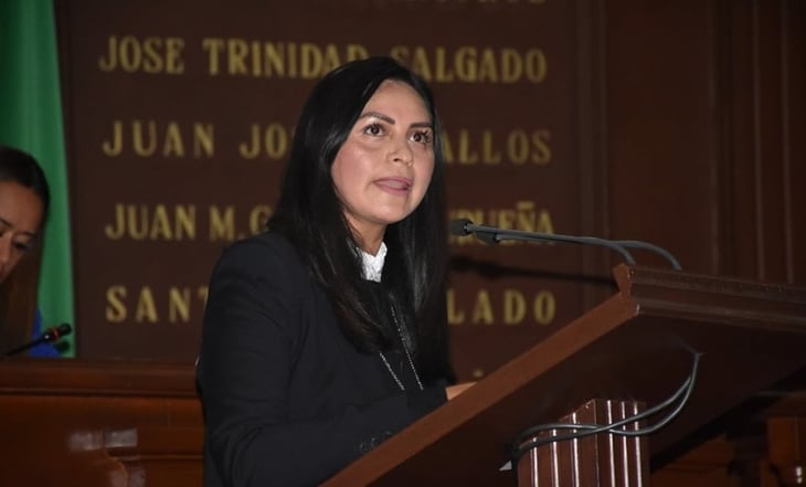 Presentan como parte de Morena a 2 senadores electos del PRD