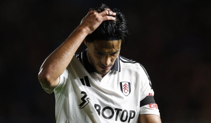 Raúl Jiménez desperdicia jugada para la victoria del Fulham… otra vez