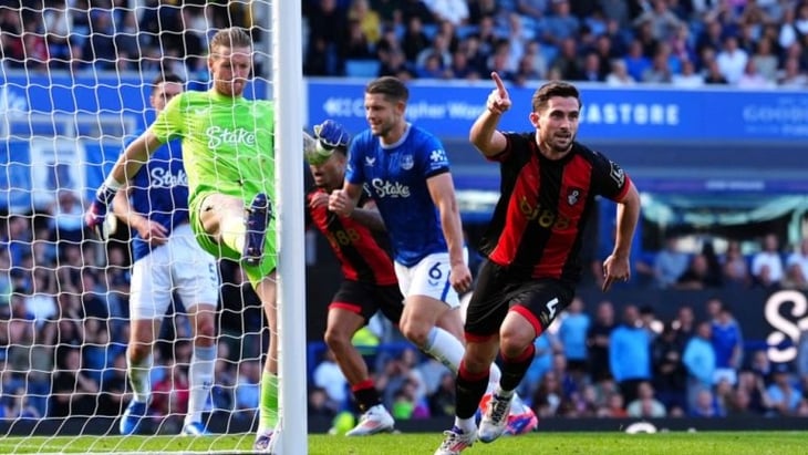 ¡Bendita Premier! Bournemouth le remonta al Everton sobre la hora