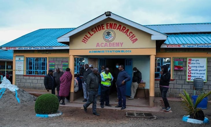 Comienza rescate de cuerpos de 16 niños fallecidos en incendio de una escuela en Kenia