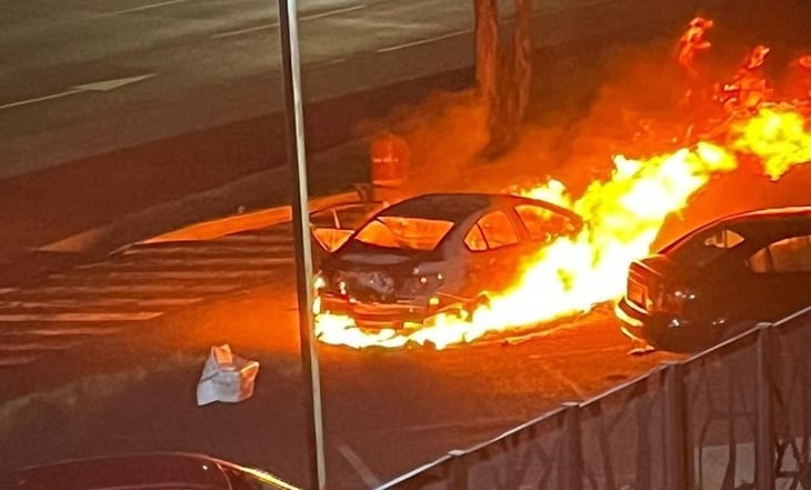 Abandonan vehículo con presuntos restos humanos en estacionamiento del C5 en Puebla