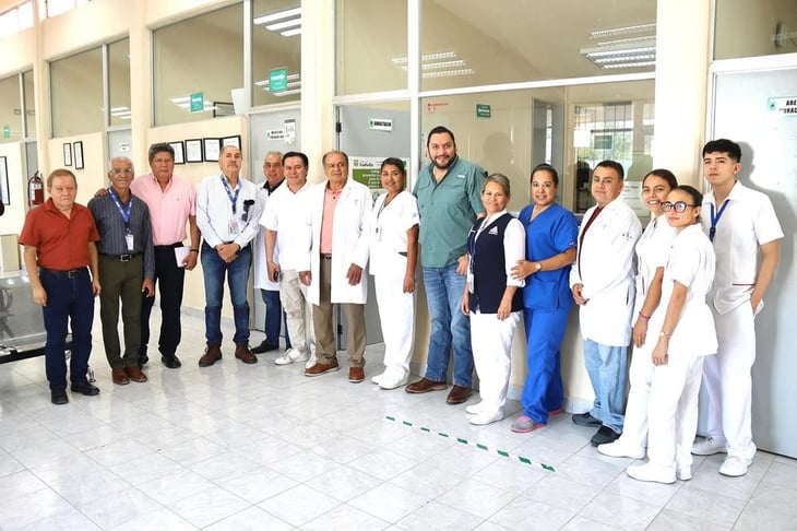 Villarreal al lado de la SS visita centros de salud para fortalecer el sistema 