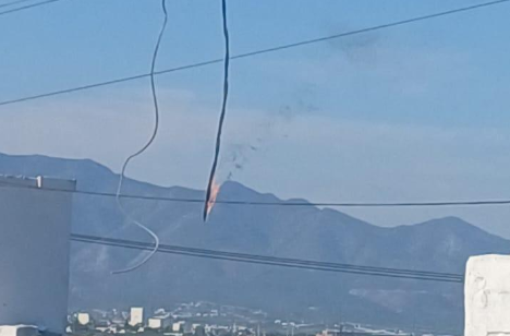 Alumnos evacuados por colapso e incendio de cables    