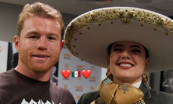 Canelo Álvarez defiende a Camila Fernández tras error en el Himno