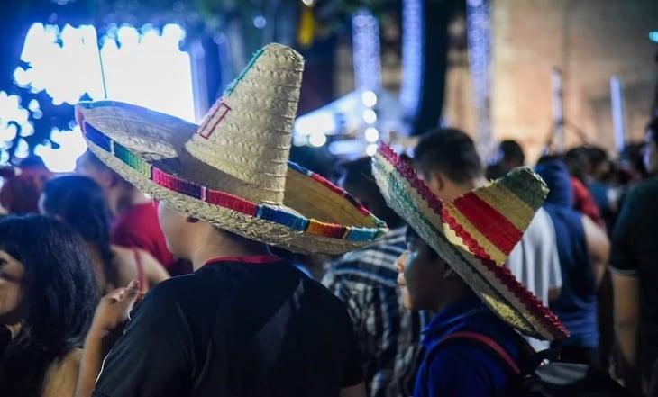 Grito de Independencia celebrado pese a lluvias e incidentes