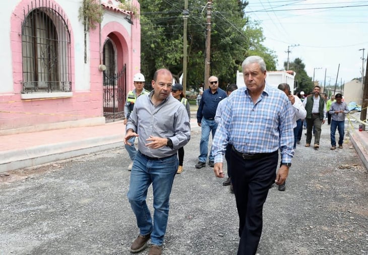 'Chema' Fraustro supervisa las mejoras de la calle General Cepeda