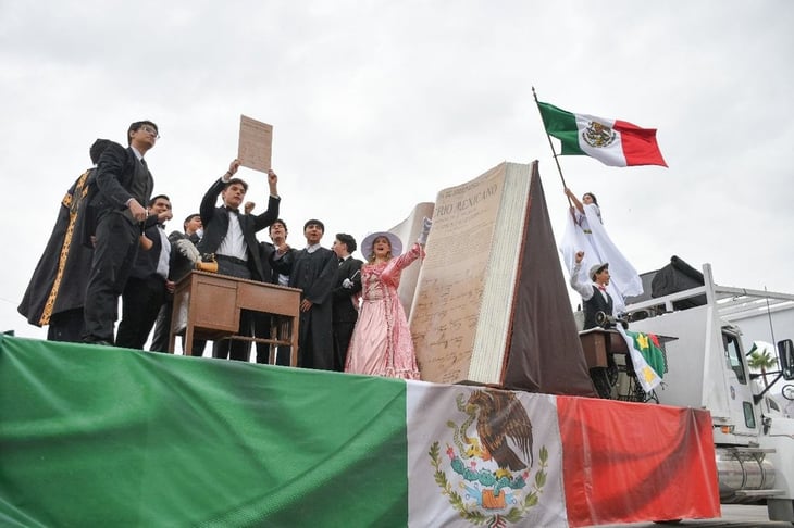 Obtiene el primer lugar el Colegio México en el desfile cívico