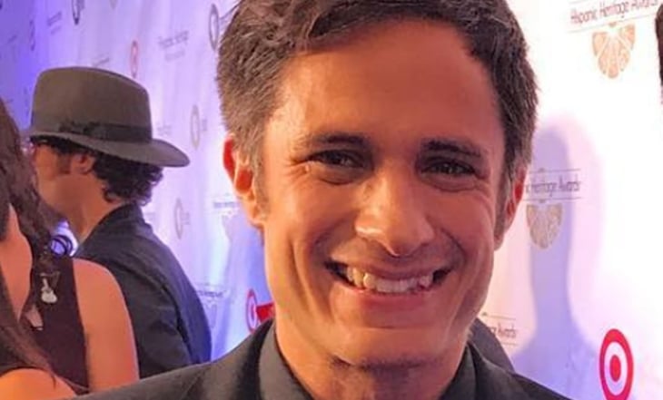 Gael García presume cambio de look y desata críticas