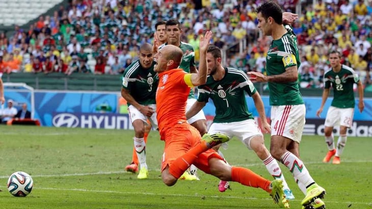 Roy Makaay pide a mexicanos que se olviden del #NoEraPenal