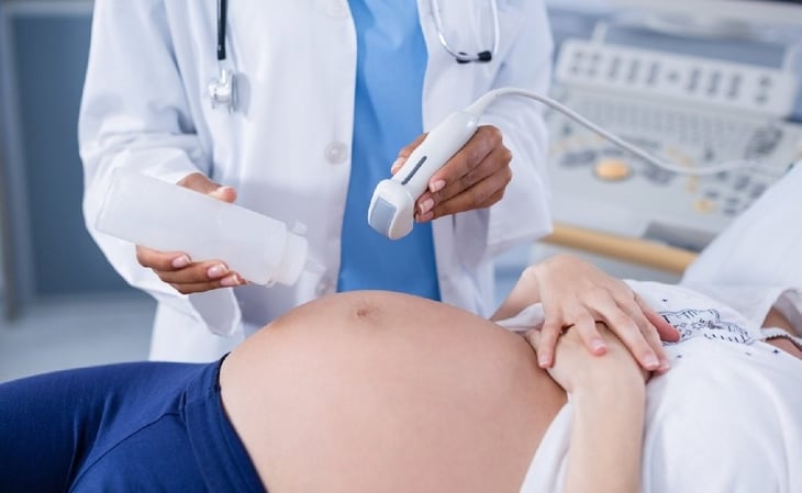 Embarazo adolescente: un riesgo elevado para la salud materna y fetal