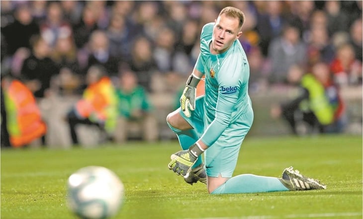 Ter Stegen será baja en Barcelona de ocho meses a un año