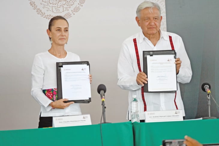 AMLO y Sheinbaum firman convenio para seguir con rescate