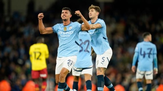 Manchester City sudó de más para superar a Watford para avanzar en Copa de la Liga