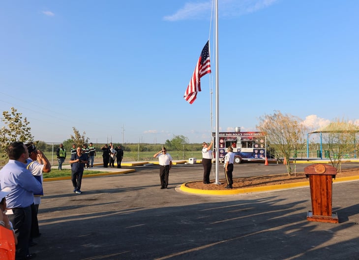 Dedican el primer parque a los Veteranos de Eagle Pass