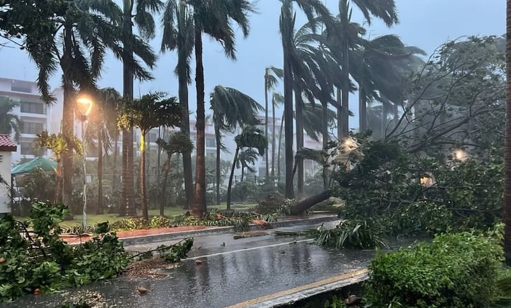 Cancún vive los primeros efectos del huracán Helene; activan alerta roja