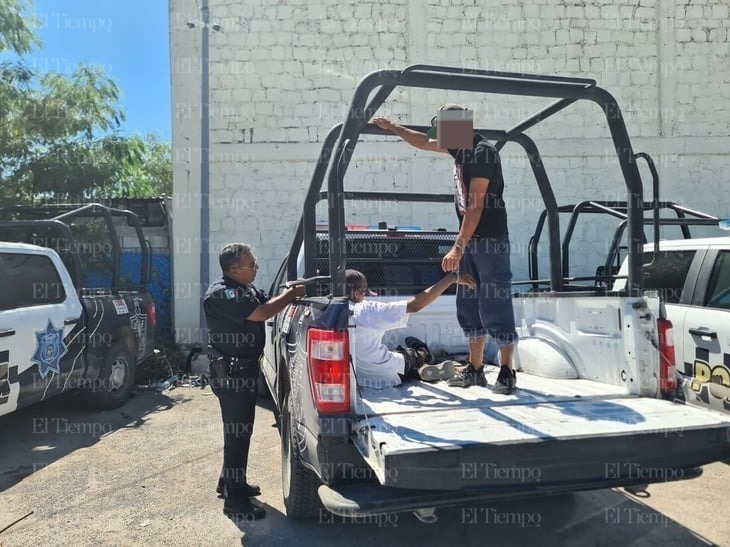 Malvivientes fueron detenidos en la colonia ciudad Deportiva por drogarse en la vía pública