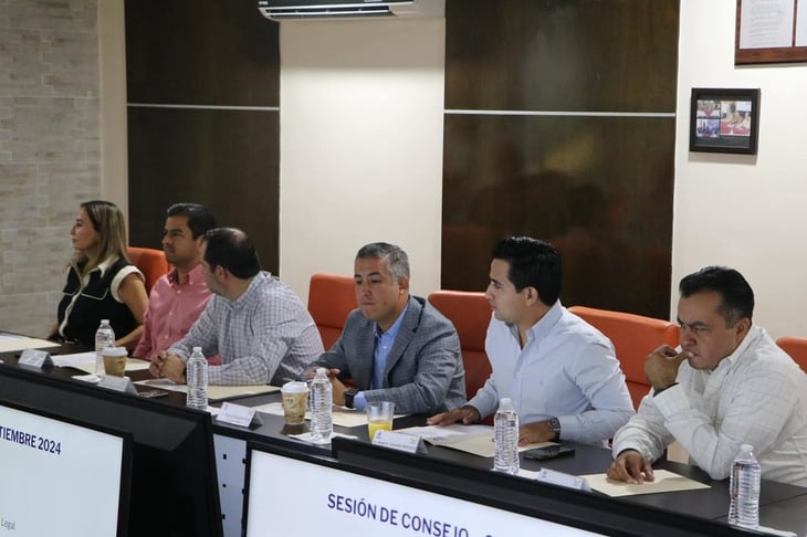 Simas sostiene reunión mensual con consejeros y presentan trabajo