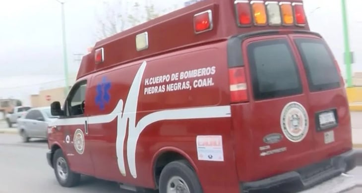 Ambulancia municipal acude a prestar ayuda a lesionados en la ribereña