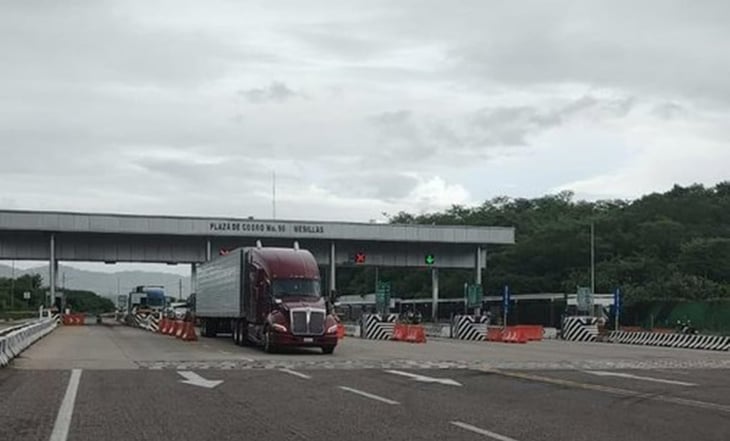 Circulación en la Maxipista Durango-Mazatlán vuelve a ser suspendida