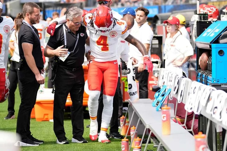 Mahomes tras lesionar a su compañero Rashee Rice