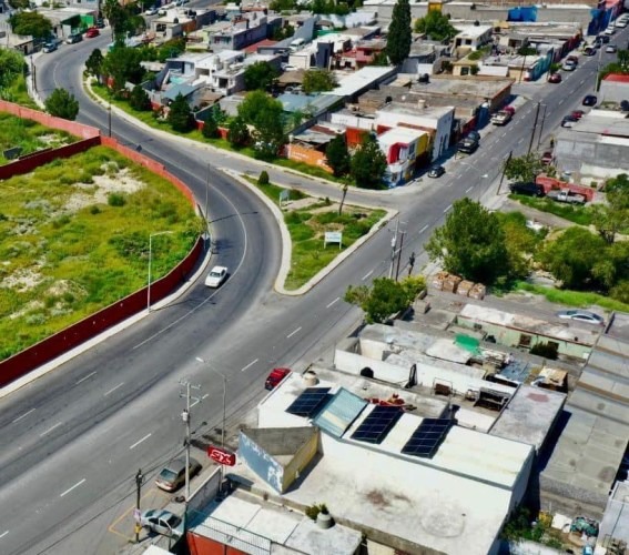 Entregan pavimentación de par vial en Saltillo