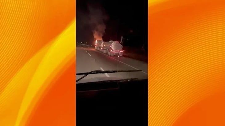 Se incendia cabina de tráiler en la carretera a Saltillo