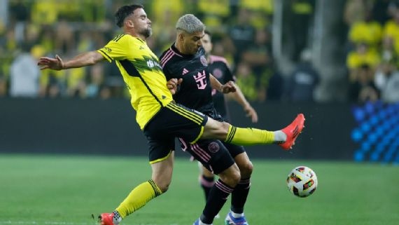 Luis Suárez marcó para el Inter Miami frente al Columbus Crew, que tuvo el aporte goleador de Diego Rossi