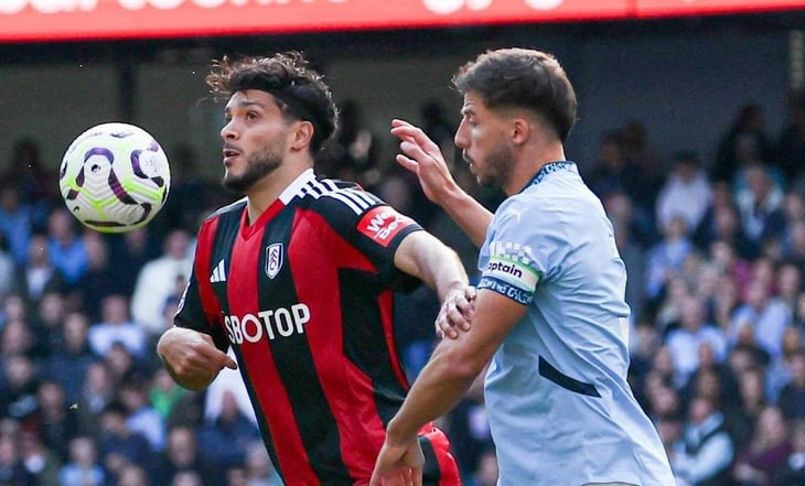 VIDEO: Raúl Jiménez hace espectacular asistencia de 'taquito' frente al Manchester City