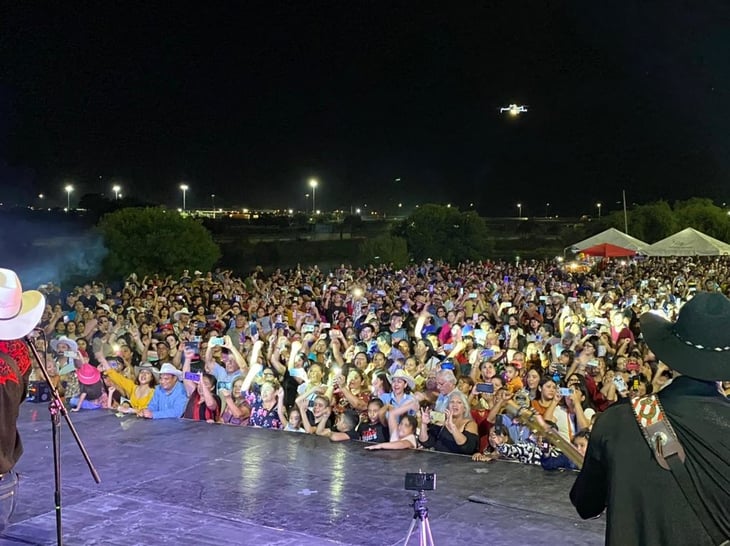 Piedras Negras rompe récord mundial en 'Festival del Nacho'