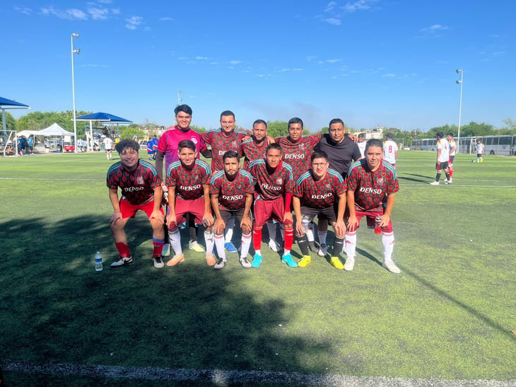 Los Galácticos logran ganar a los Tilines en el futbolito interno de la empresa Denso