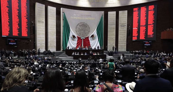 En segunda intentona, diputados aprueban en lo general reforma eléctrica de AMLO