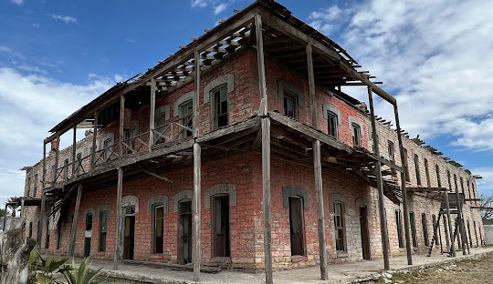 El hotel del ferrocarril un edificio histórico en Piedras Negras 