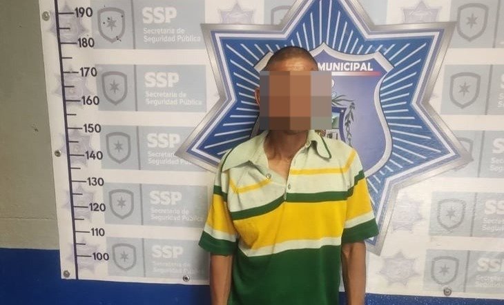 Policía Municipal detiene a hombre por alterar el orden público en la Hipódromo